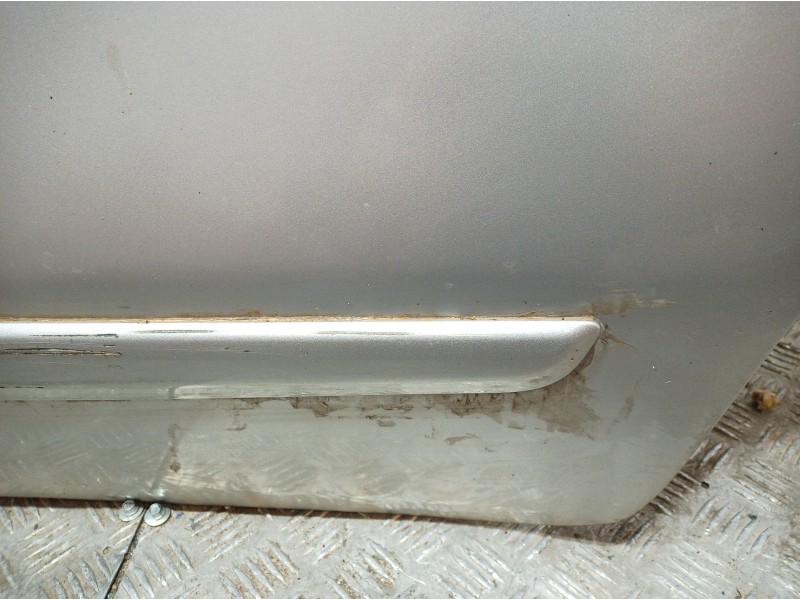 Recambio de puerta trasera izquierda para nissan note (e11e) acenta referencia OEM IAM H21019U0M0 H21019U0M0 H21019U0M0