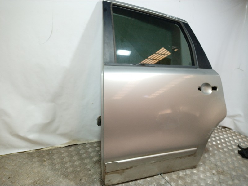 Recambio de puerta trasera izquierda para nissan note (e11e) acenta referencia OEM IAM H21019U0M0 H21019U0M0 H21019U0M0