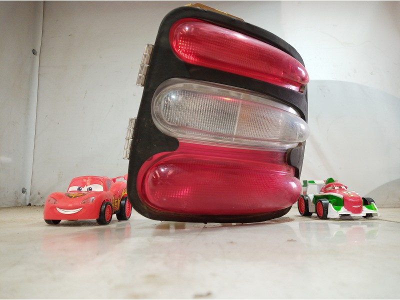 Recambio de piloto trasero derecho para fiat brava (182) referencia OEM IAM 37200751 37200751 37200751