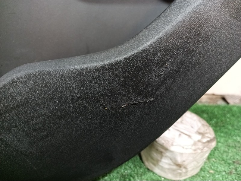 Recambio de guarnecido puerta trasera derecha para peugeot 108 active referencia OEM IAM 677870H020 677870H020 677870H020