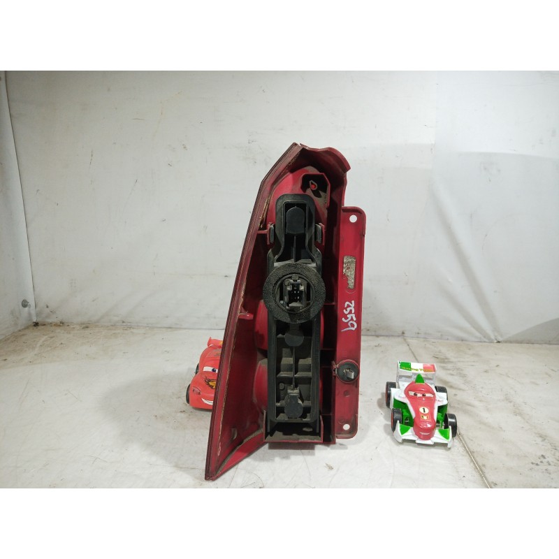 Recambio de piloto trasero derecho para ford focus berlina (cak) 1.8 tddi turbodiesel cat referencia OEM IAM   