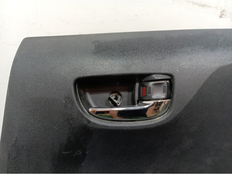 Recambio de guarnecido puerta trasera derecha para peugeot 108 active referencia OEM IAM 677870H020 677870H020 677870H020