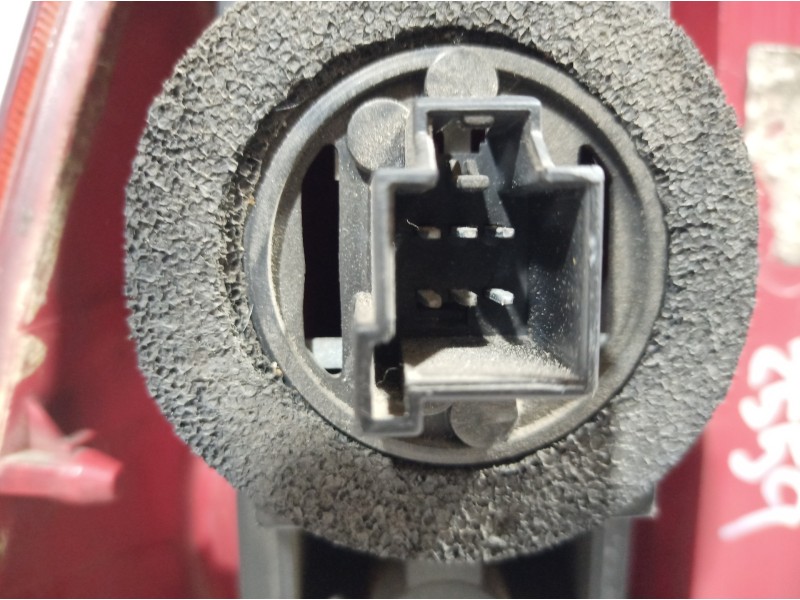 Recambio de piloto trasero derecho para ford focus berlina (cak) 1.8 tddi turbodiesel cat referencia OEM IAM   