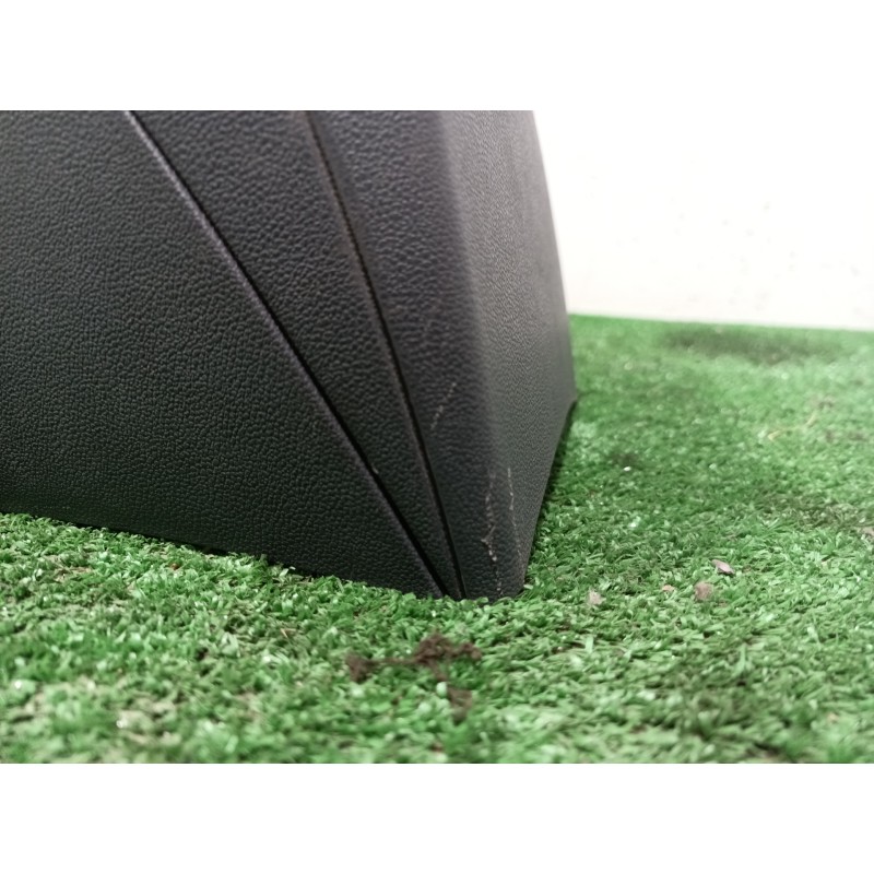 Recambio de consola central tras. para bmw serie 1 berlina (e81/e87) 118d referencia OEM IAM 51167078564 51167078564 7143597