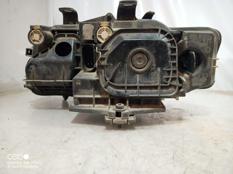 Recambio de faro delantero para audi a4 berlina (8e) 1.9 tdi (96kw) referencia OEM IAM 8E0941004F 8E0941004F 8E0941004
