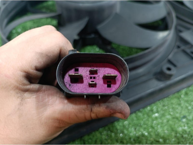 Recambio de electroventilador para volkswagen caddy ka/kb (2k) furgón economy referencia OEM IAM 1K0121207G 1K0121207G 1K0121205