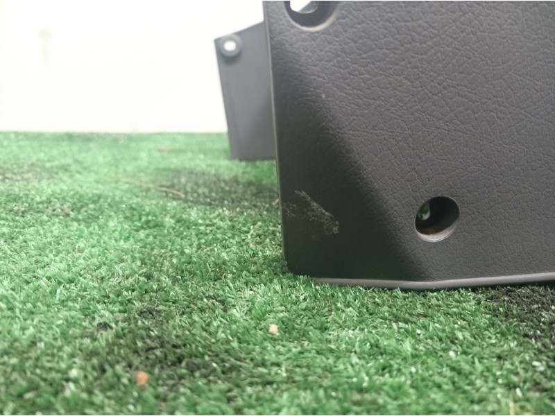 Recambio de consola central tras. para nissan terrano/terrano.ii (r20) sport referencia OEM IAM 969103F900 969103F900 969107F700