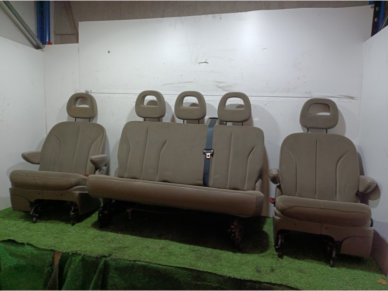 Recambio de juego asientos completo para chrysler voyager (rg) 2.5 crd grand voyager limited referencia OEM IAM   