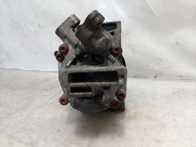 Recambio de compresor aire acondicionado para peugeot 107 básico referencia OEM IAM 883100H010G 883100H010G 883100H010G