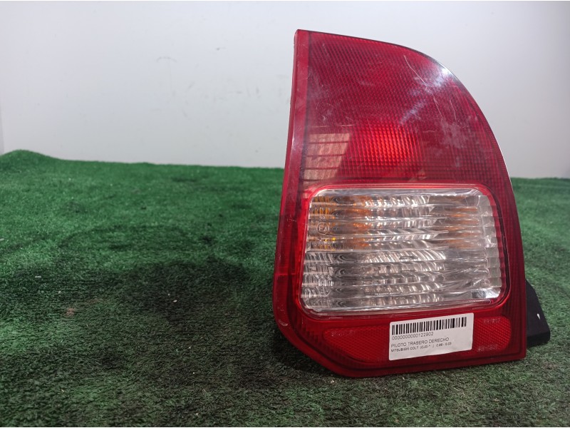 Recambio de piloto trasero derecho para mitsubishi colt (cj0) referencia OEM IAM   