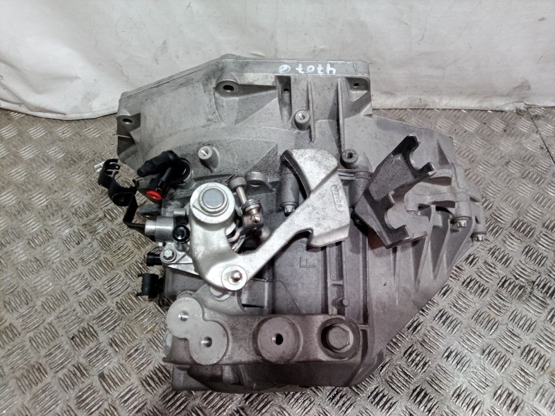 Recambio de caja cambios para opel insignia sports tourer cosmo referencia OEM IAM MYJ MYJ MYJ