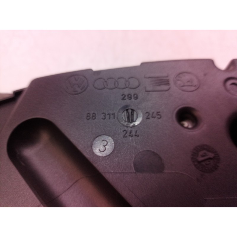 Recambio de cuadro instrumentos para volkswagen passat variant (3b5) v6 highline syncro / 4motion referencia OEM IAM 88311245 88