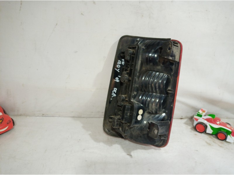 Recambio de piloto trasero derecho para volkswagen caddy ka/kb (2k) referencia OEM IAM 2K0945258 2K0945258 2K0945258