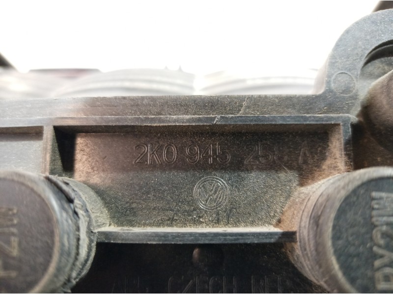 Recambio de piloto trasero derecho para volkswagen caddy ka/kb (2k) referencia OEM IAM 2K0945258 2K0945258 2K0945258