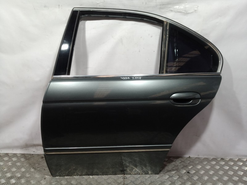 Recambio de puerta trasera izquierda para bmw serie 5 berlina (e39) 530d exclusive referencia OEM IAM   