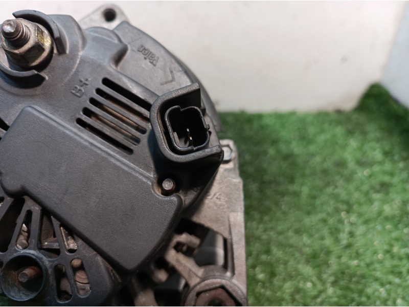 Recambio de alternador para renault clio ii fase ii (b/cb0) 1.5 dci diesel referencia OEM IAM   