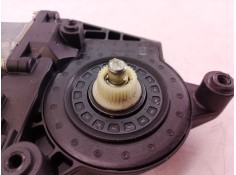 Recambio de motor elevalunas delantero derecho para volkswagen passat variant (3b5) v6 highline syncro / 4motion referencia OEM  2