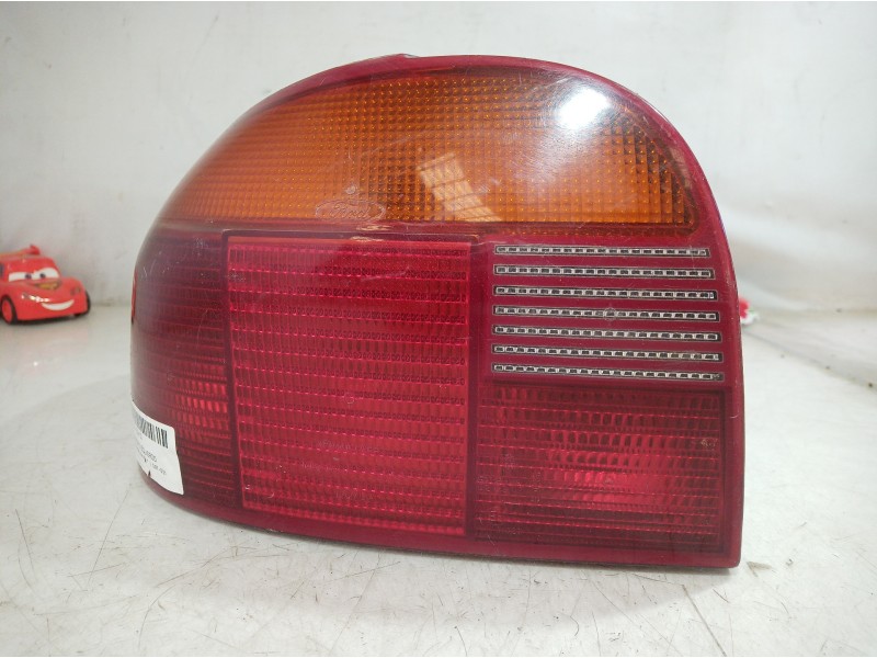 Recambio de piloto trasero izquierdo para ford mondeo berlina (gd) referencia OEM IAM 93BG13N004 93BG13N004 93BG13N004