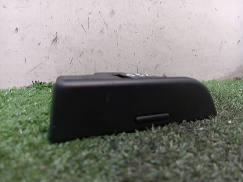 Recambio de cenicero para volkswagen passat berlina (3c2) advance referencia OEM IAM 3C4857302 3C4857302 3C4857302