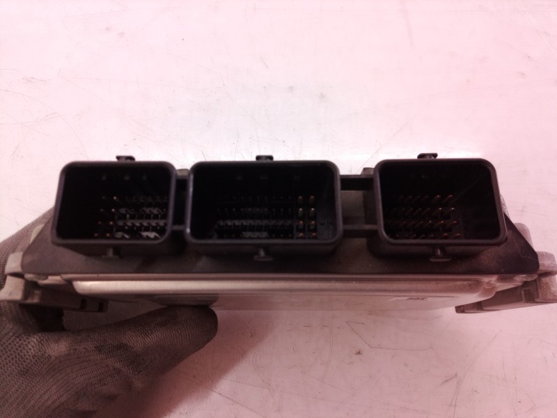 Recambio de centralita motor uce para peugeot 307 berlina (s2) d-sign referencia OEM IAM 9659306580 9659306580 9659306580