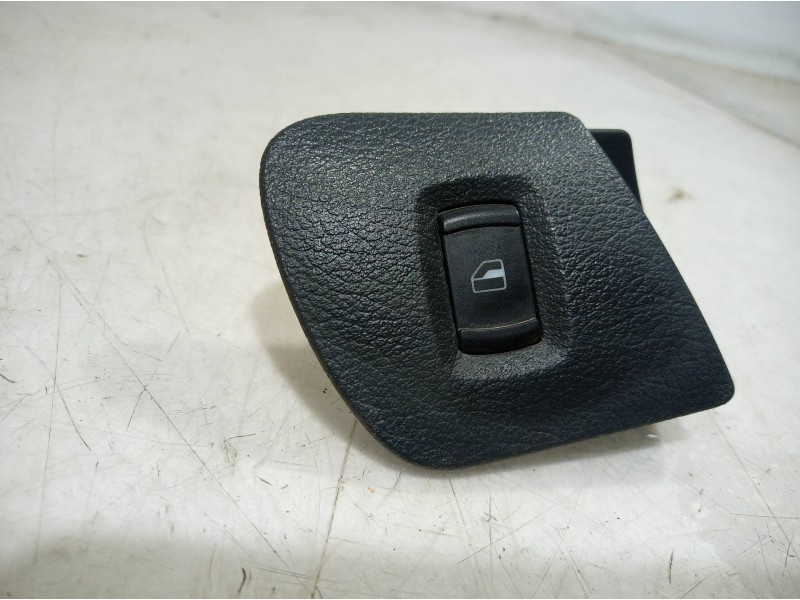 Recambio de mando elevalunas delantero derecho para skoda octavia berlina (1u2) referencia OEM IAM 1U1867186C 1U1867186C 1U18671