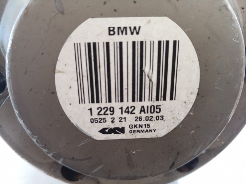 Recambio de transmision trasera izquierda para bmw serie 5 berlina (e39) 530d exclusive referencia OEM IAM 0525221 0525221 05252