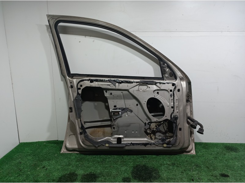 Recambio de puerta delantera izquierda para ford mondeo berlina (ge) 2.0 tdci cat referencia OEM IAM   