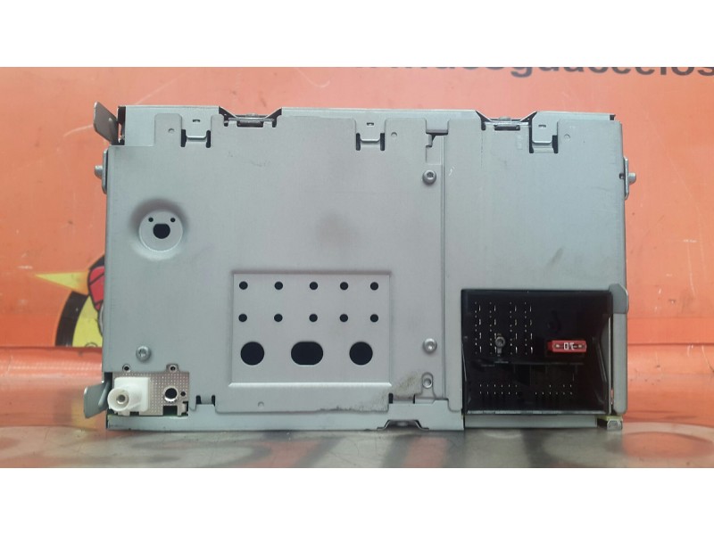 Recambio de sistema audio / radio cd para seat ibiza (6j5) reference referencia OEM IAM 6J1035153H W06J0035153 