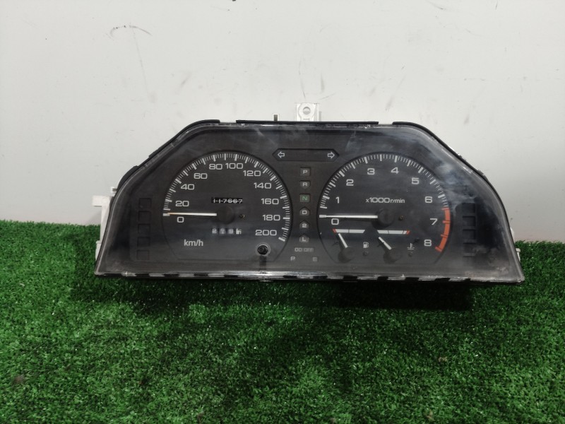 Recambio de cuadro instrumentos para mitsubishi colt (cj0) 1300 glx referencia OEM IAM MB680658 MB680658 MB680658