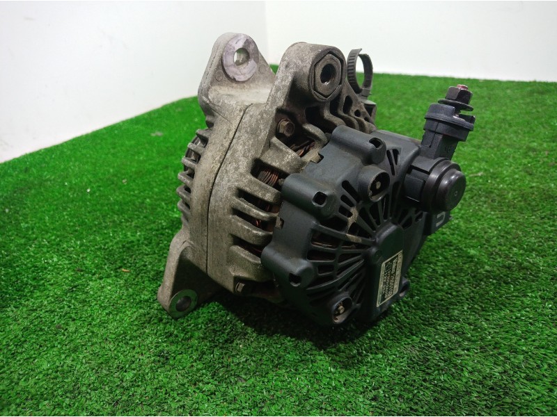 Recambio de alternador para hyundai getz (tb) 1.5 crdi cat referencia OEM IAM 2655103 2655103 373002A010