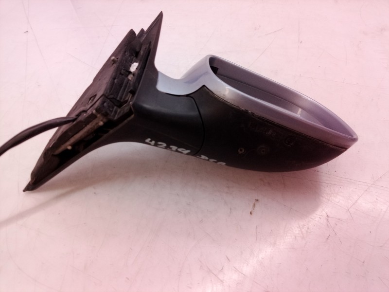 Recambio de retrovisor derecho para volkswagen passat variant (3b5) v6 highline syncro / 4motion referencia OEM IAM   