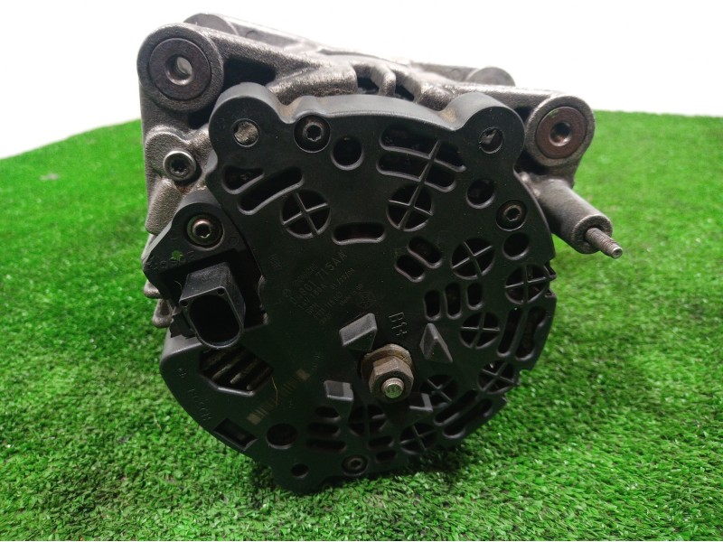 Recambio de alternador para dodge journey sxt referencia OEM IAM 04801715AA 04801715AA 04801715AA