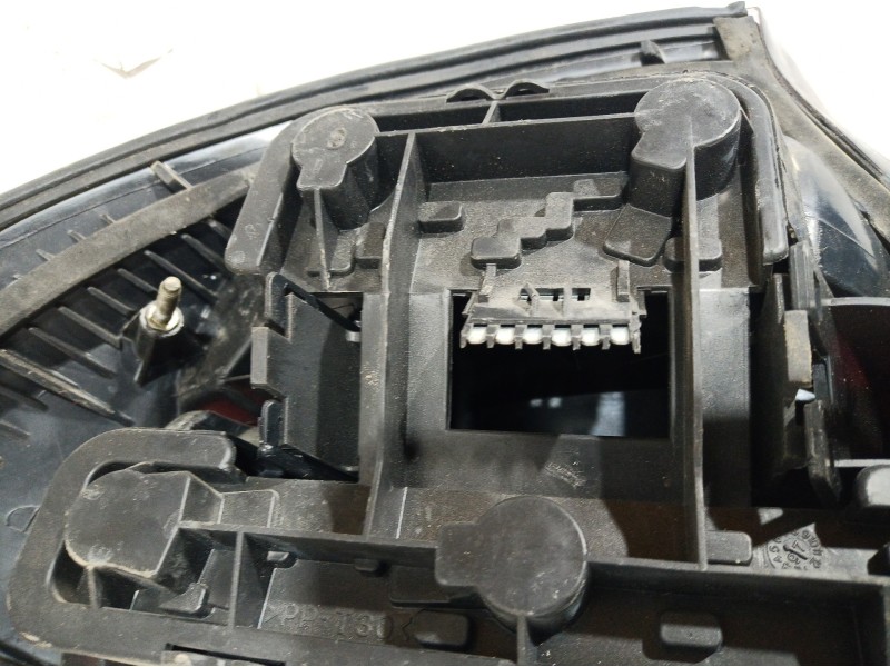 Recambio de piloto trasero derecho para opel tigra referencia OEM IAM   