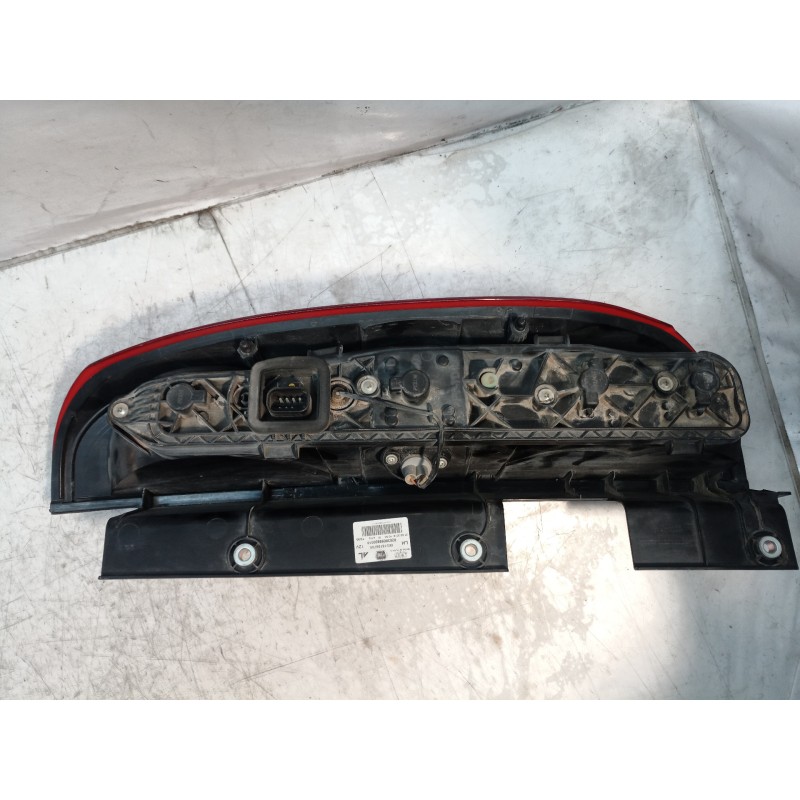 Recambio de piloto trasero izquierdo para fiat doblo 1.3 16v jtd cat referencia OEM IAM 20380751 20380751 20380751