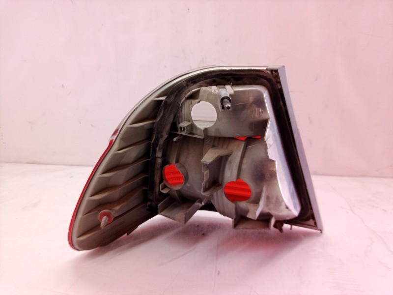 Recambio de piloto trasero derecho para bmw serie 3 berlina (e46) 320d referencia OEM IAM 8383822 8383822 8383822