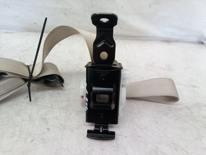 Recambio de cinturon seguridad trasero izquierdo para opel insignia sports tourer cosmo referencia OEM IAM 502XD1C1AJ 502XD1C1AJ