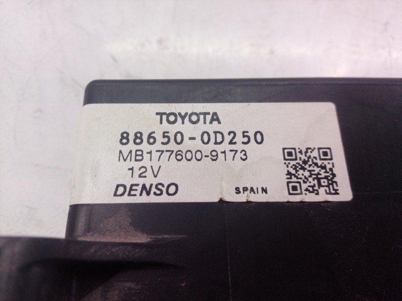 Recambio de centralita aire acondicionado para toyota yaris active referencia OEM IAM 886500D250 886500D250 MB1776009173