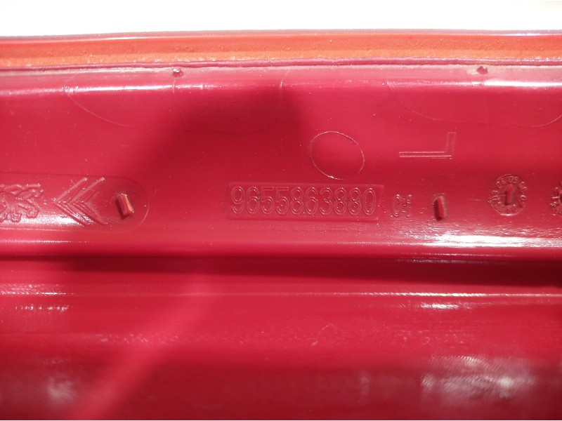 Recambio de piloto trasero izquierdo para citroën c4 berlina referencia OEM IAM 9655863880 9655863880 9655863880