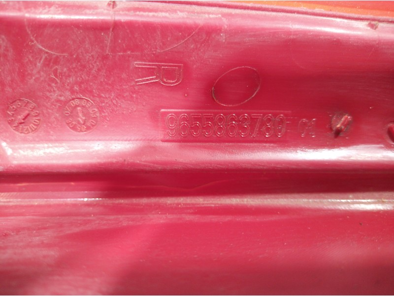 Recambio de piloto trasero derecho para citroën c4 berlina referencia OEM IAM 9655863780 9655863780 9655863780