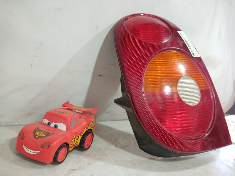 Recambio de piloto trasero izquierdo para renault megane i coach/coupe (da0) referencia OEM IAM 7700428057 7700428057 7700428057