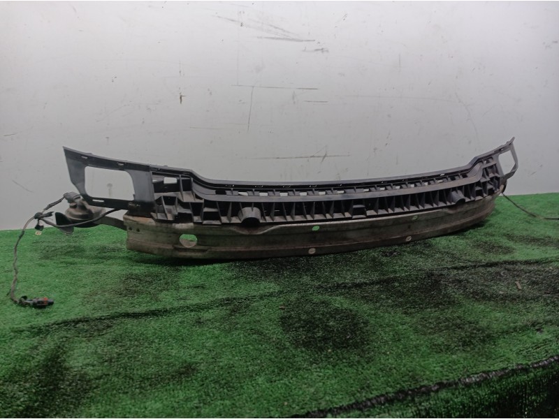 Recambio de refuerzo paragolpes delantero para audi a4 berlina (8e) 1.9 tdi (96kw) referencia OEM IAM   