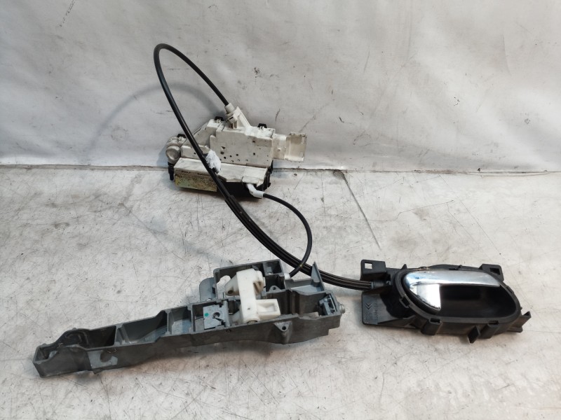 Recambio de cerradura puerta trasera derecha para peugeot 407 referencia OEM IAM   