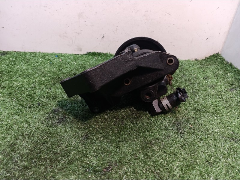 Recambio de bomba direccion para ford puma (cce) 1.6 16v cat referencia OEM IAM 96MF3A733 1CD0603 96MF3A733