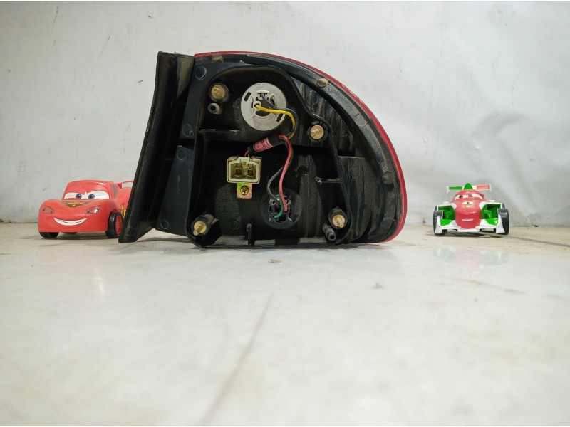 Recambio de piloto trasero izquierdo para daewoo lanos referencia OEM IAM SEDAN  