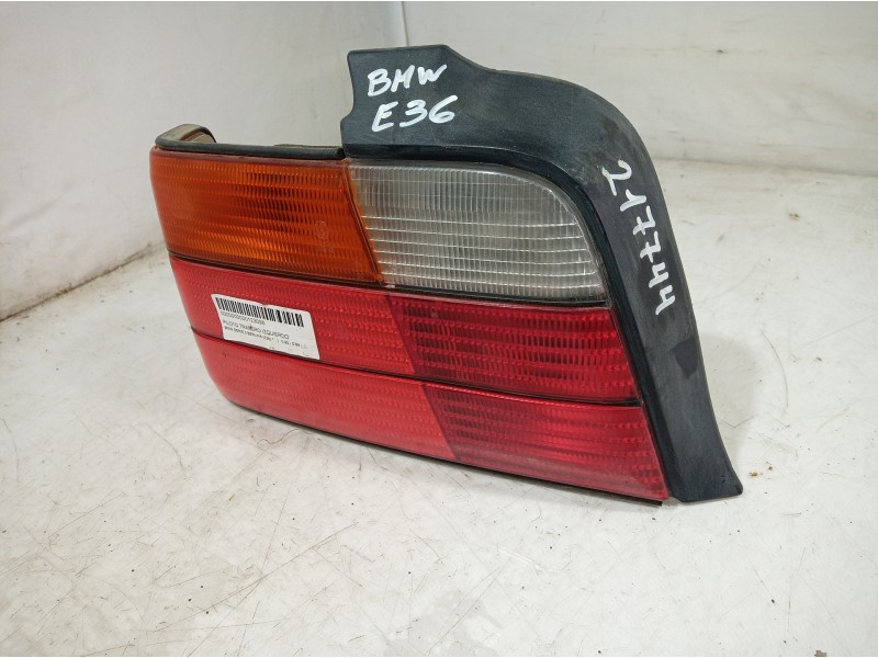 Recambio de piloto trasero izquierdo para bmw serie 3 berlina (e36) referencia OEM IAM 1387045 1387045 1387045