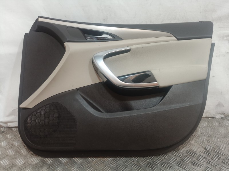 Recambio de guarnecido puerta delantera derecha para opel insignia sports tourer cosmo referencia OEM IAM   