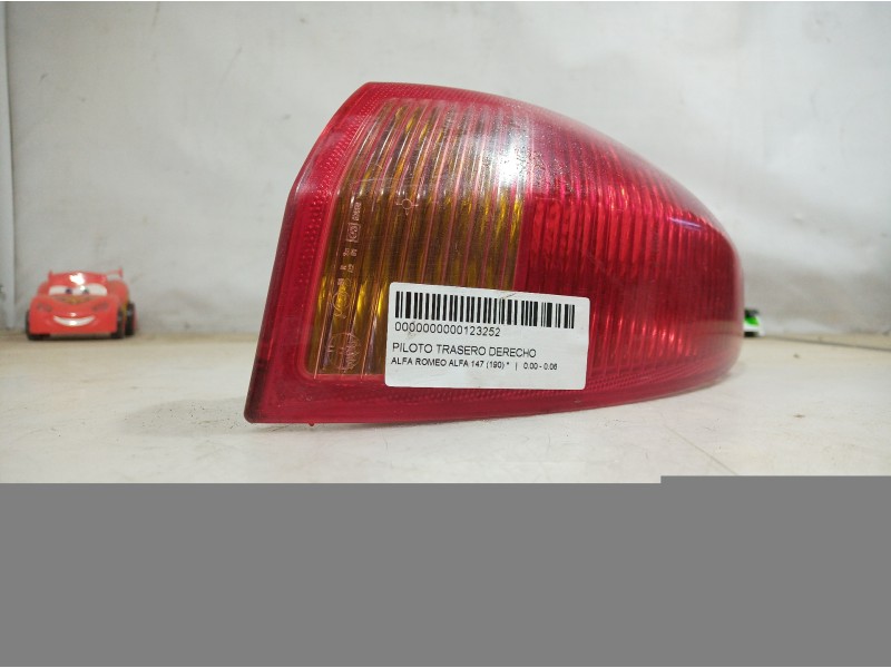 Recambio de piloto trasero derecho para alfa romeo 147 (190) referencia OEM IAM 46556347 46556347 46556347
