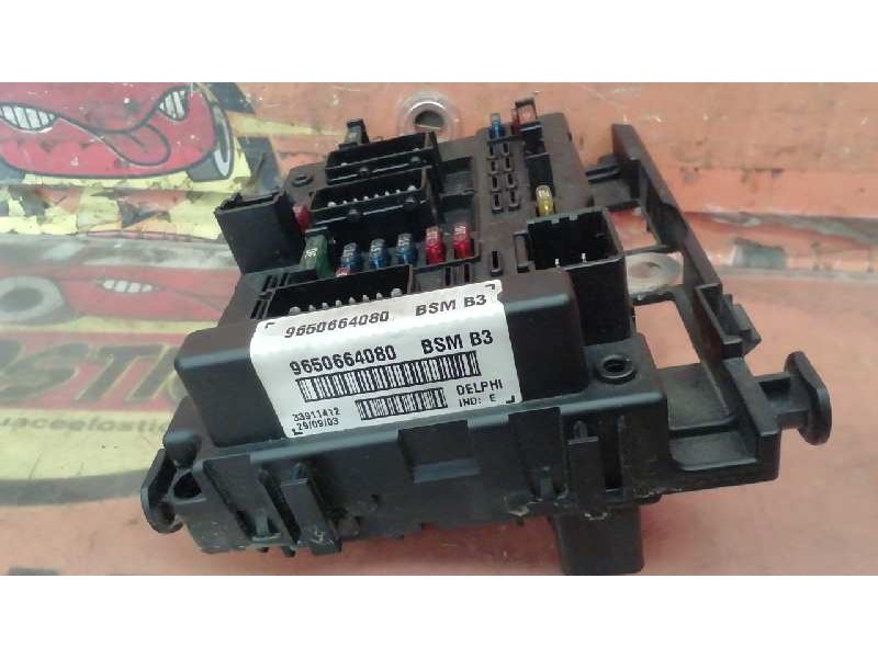 Recambio de caja reles / fusibles para peugeot 206 berlina xs referencia OEM IAM 9650664080  