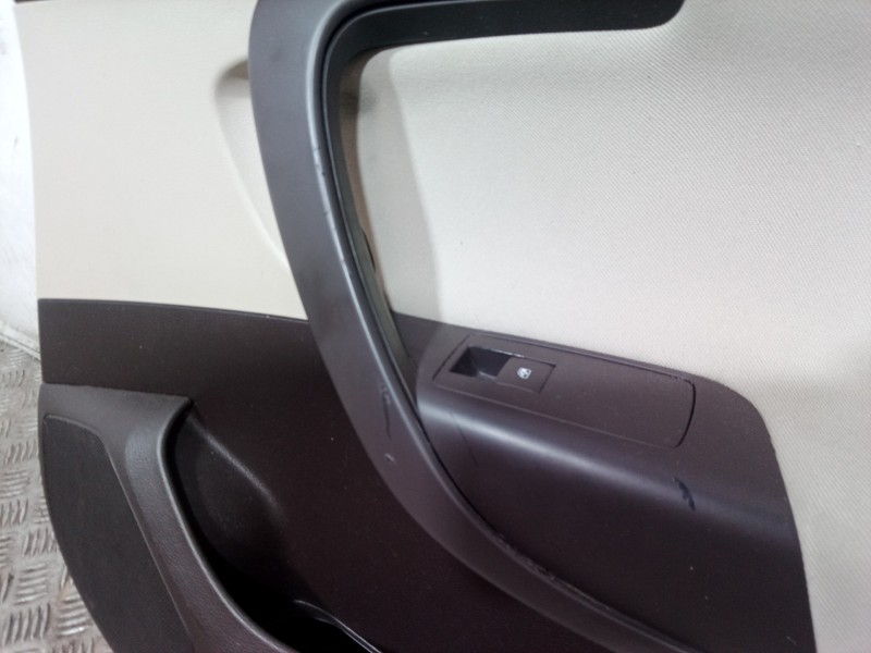 Recambio de guarnecido puerta trasera derecha para opel insignia sports tourer cosmo referencia OEM IAM   