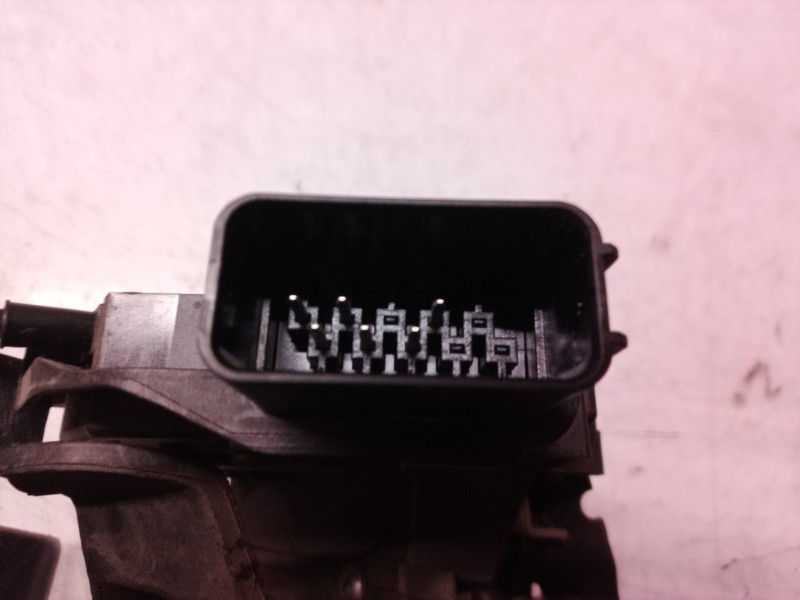 Recambio de cerradura puerta trasera derecha para ford galaxy (ca1) ghia referencia OEM IAM   